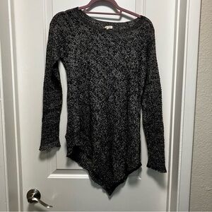 Eileen Fisher women’s size XS 100% linen Itailian yarn, black grey sweat sweater